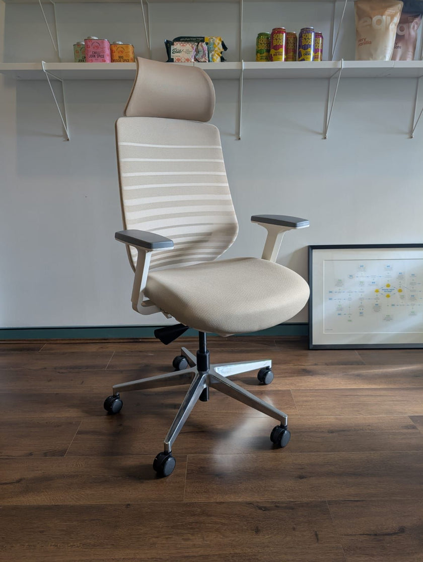 <p>“We ordered two standing desks and two Ergo Pro 2.0 chairs as I was suffering with intense lower back pain (after using sub-standard chairs for years). These chairs look fantastic and are incredibly supportive. Very happy with our purchase and highly recommended. Plus, the customer service from ordering right through to delivery and assembly were the gold standard. Very pleased with Recess and will definitely use again."</p>
