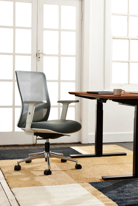 RECESS CHAIR