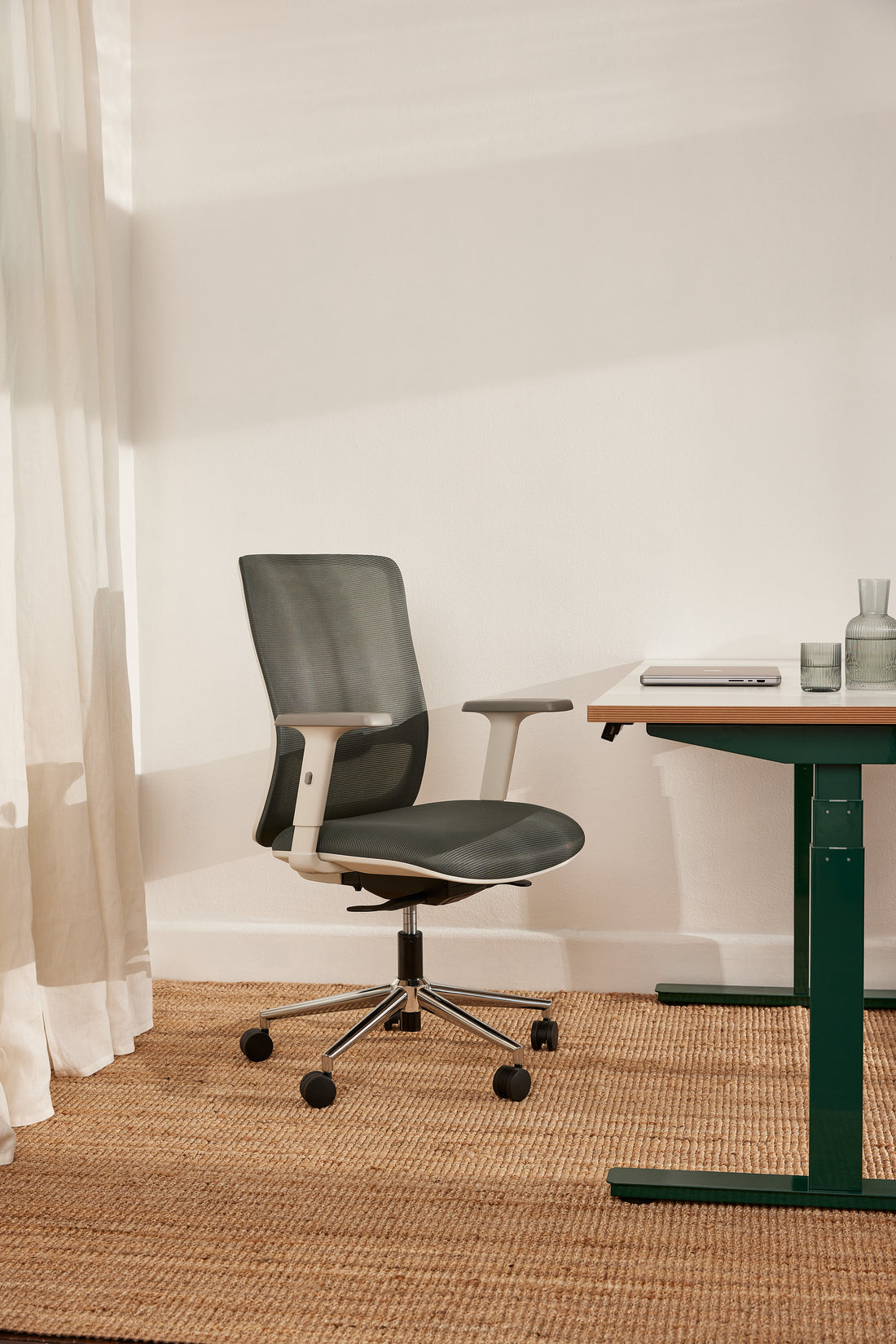 Eye-catching Ergonomics