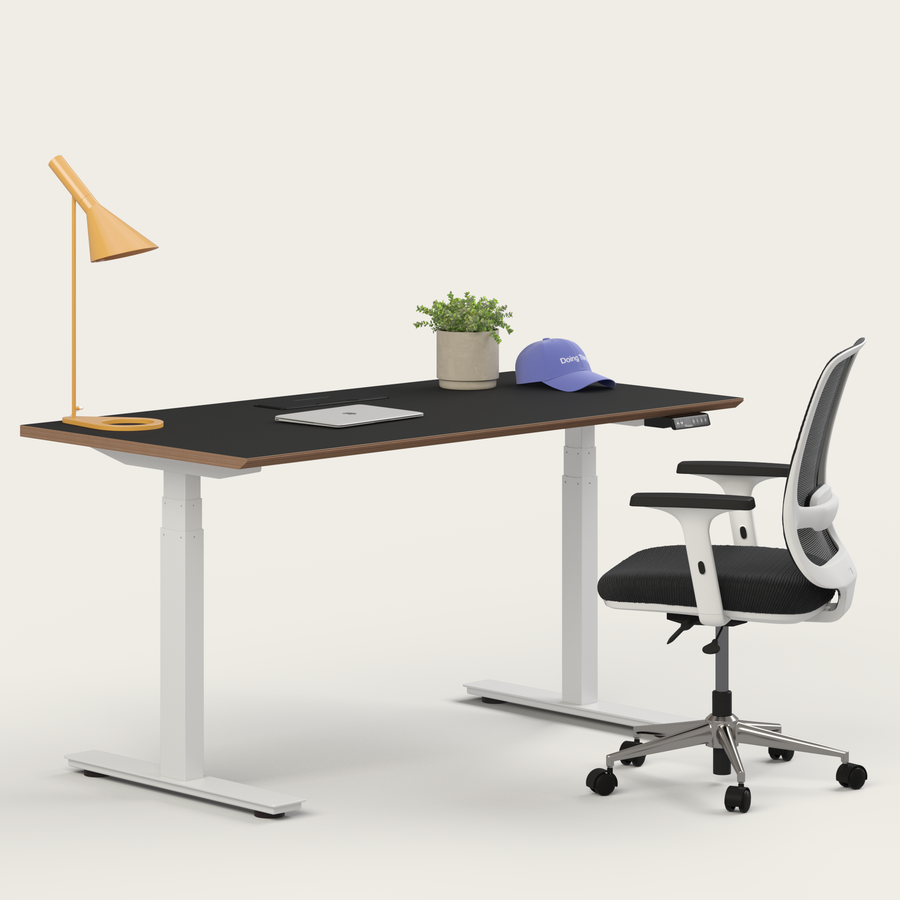 Bundle-Standing_Desk-Ergo_chair_View020003
