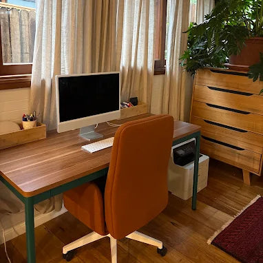 <p>"Love the everyday desk and the Ergo Lounge chair. The table has the simplicity I was after and the chair is the perfect cross between an office chair and a lounge chair. I even easily assembled it all myself which I was super happy about. I’m so pleased I found Recess online and was able to buy a well made, well designed and sustainable product that feels like it’s built to last."</p>