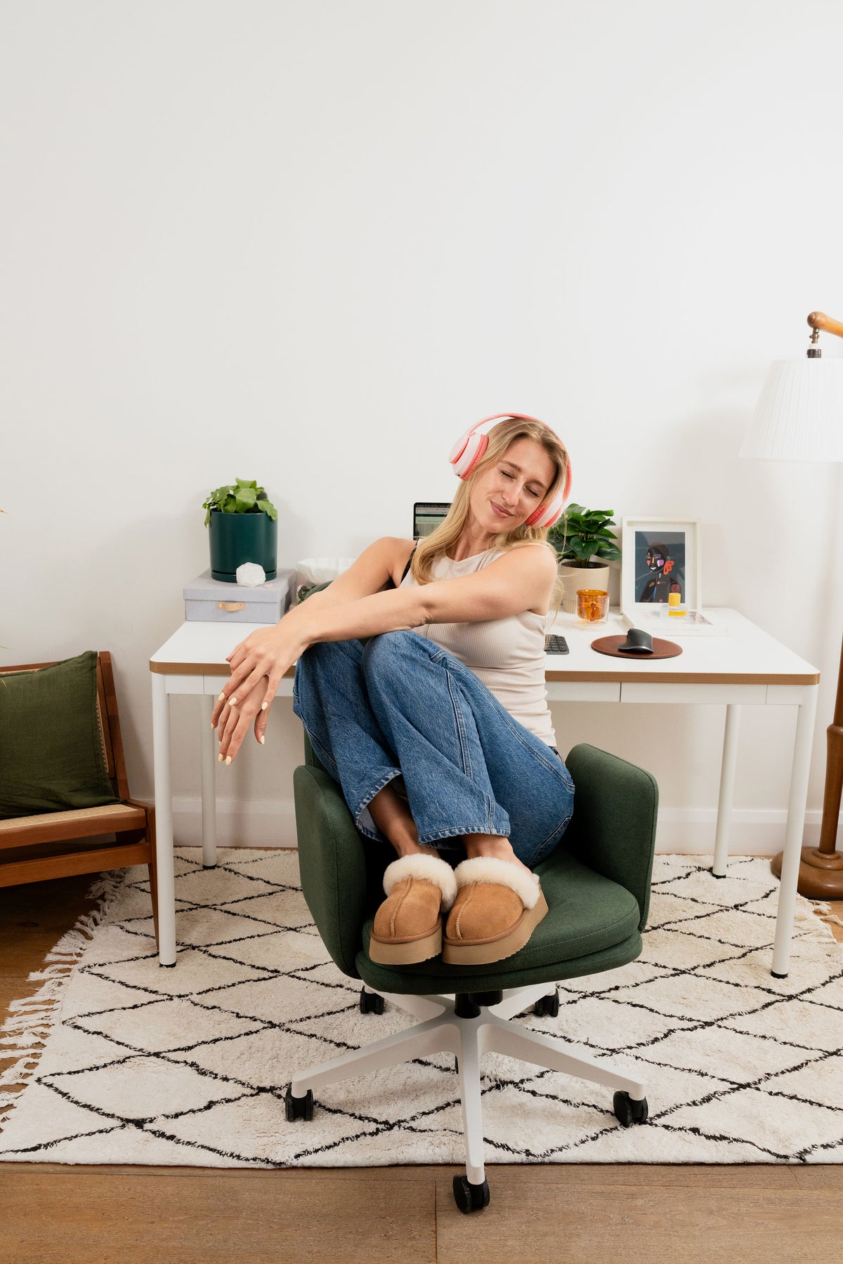 <p>The work-life chair</p>