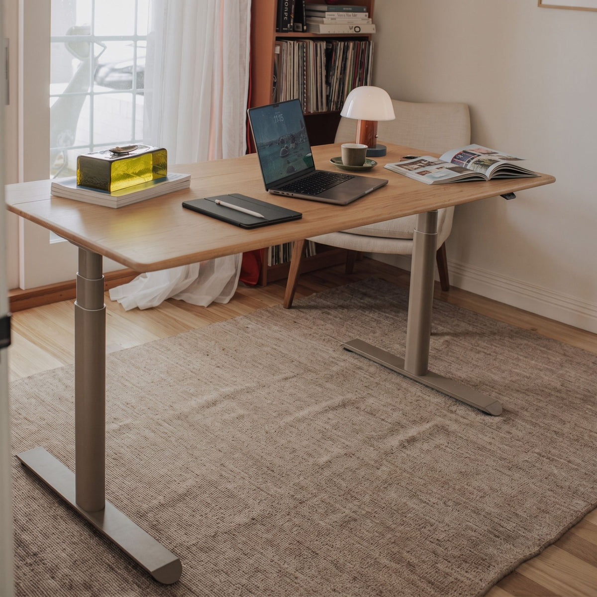 The Studio Standing Desk